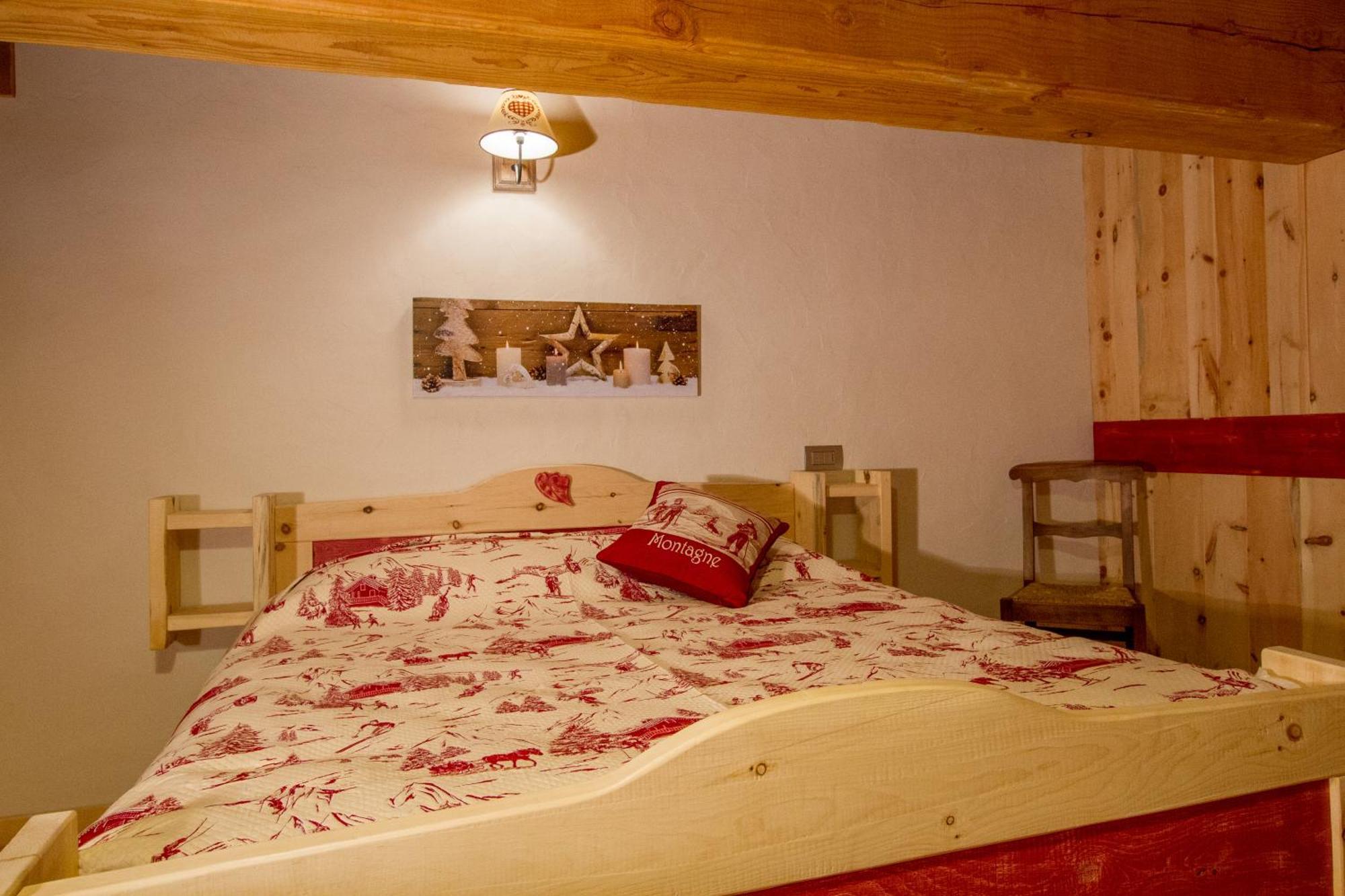 Maison Peroulaz Charvensod Kamer foto