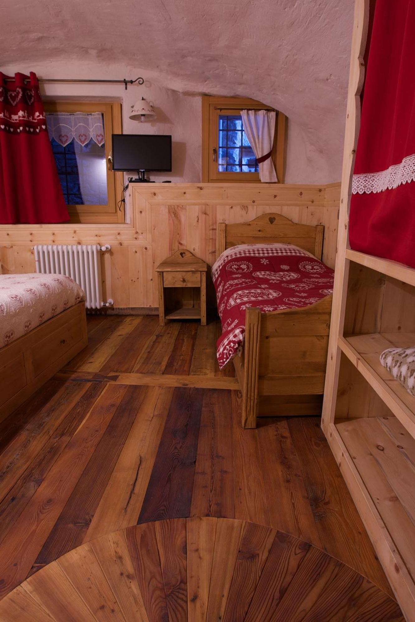 Maison Peroulaz Charvensod Kamer foto