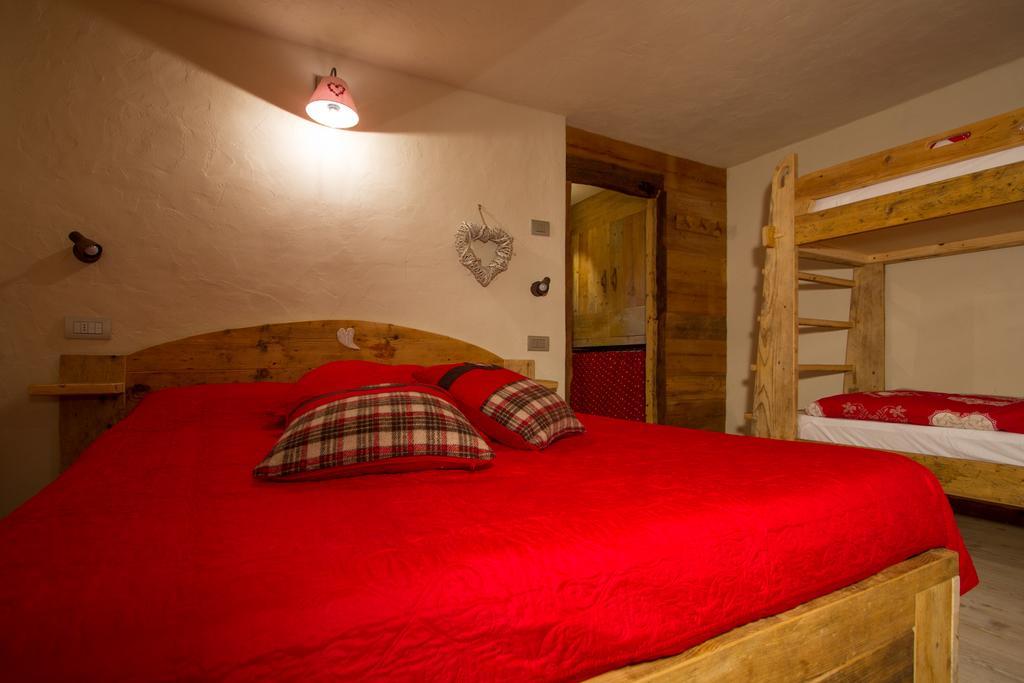 Maison Peroulaz Charvensod Kamer foto