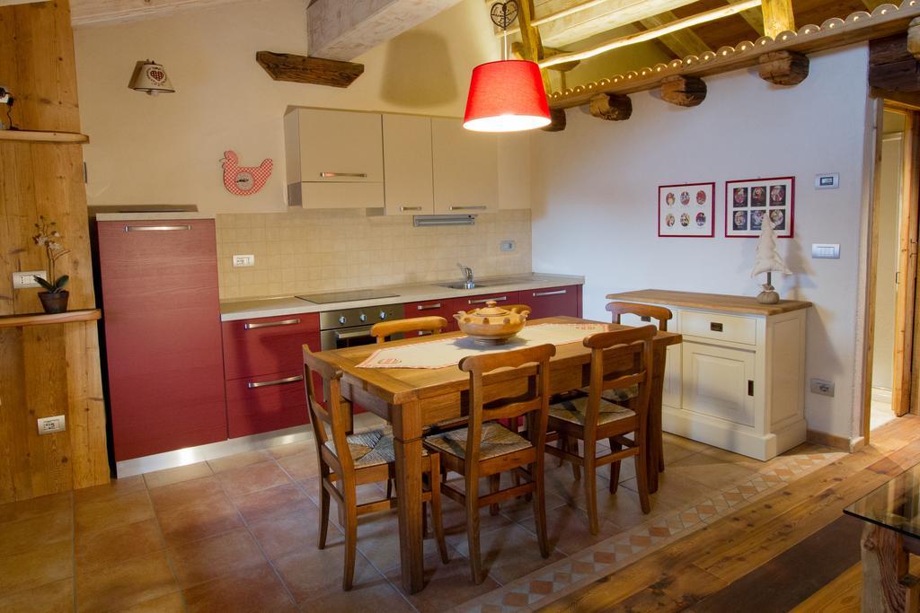 Maison Peroulaz Charvensod Kamer foto