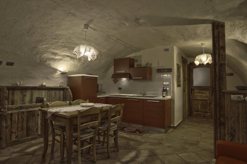 Maison Peroulaz Charvensod Kamer foto