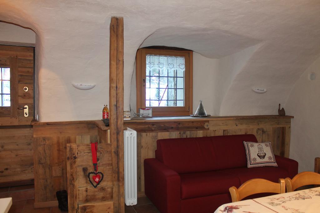 Maison Peroulaz Charvensod Kamer foto