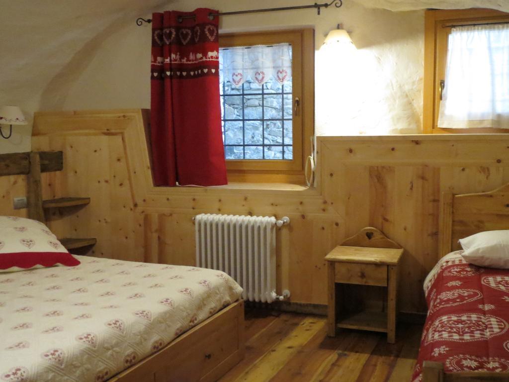Maison Peroulaz Charvensod Kamer foto